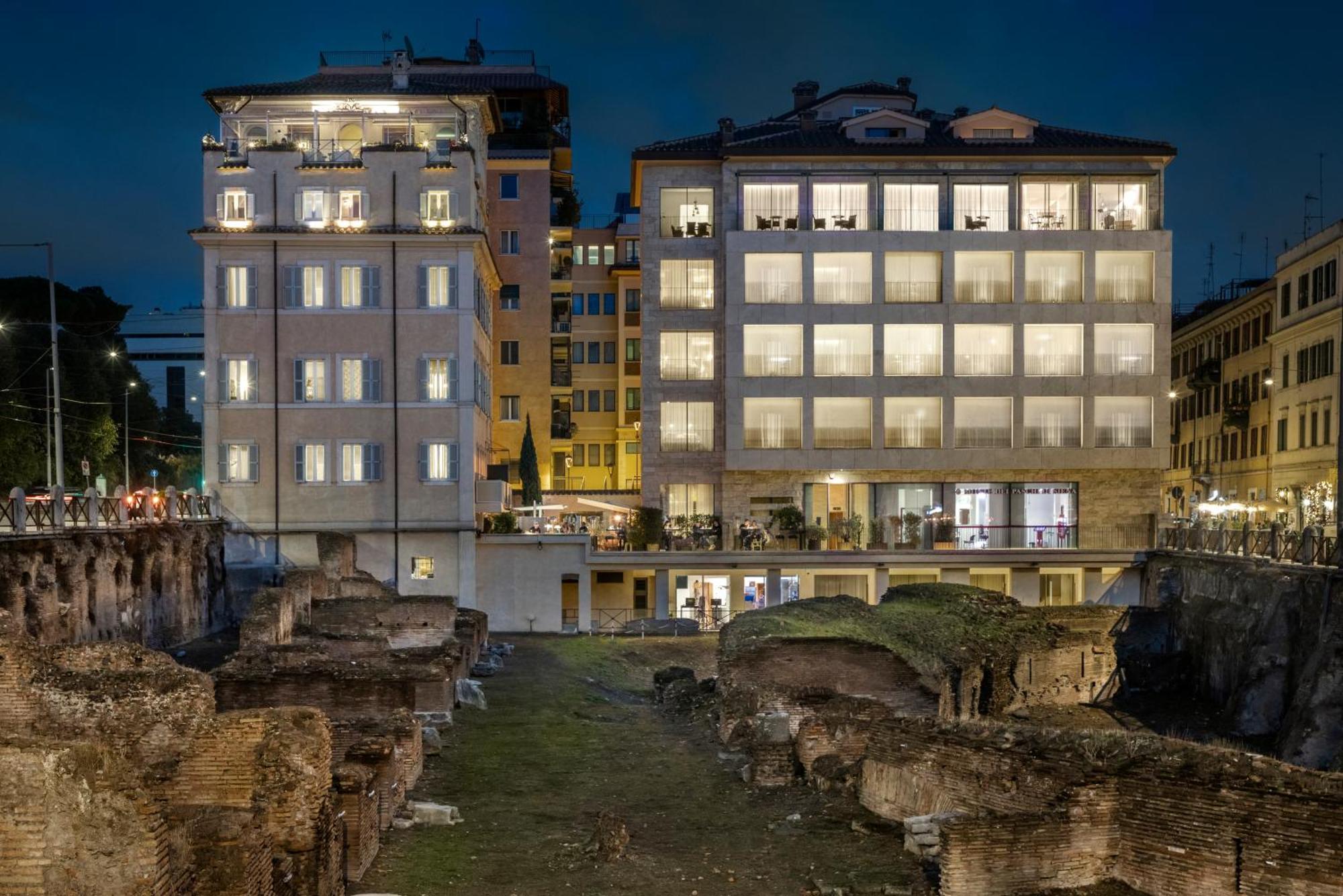 Hotel Palazzo Manfredi - Small Luxury Hotels Of The World — Photos 1